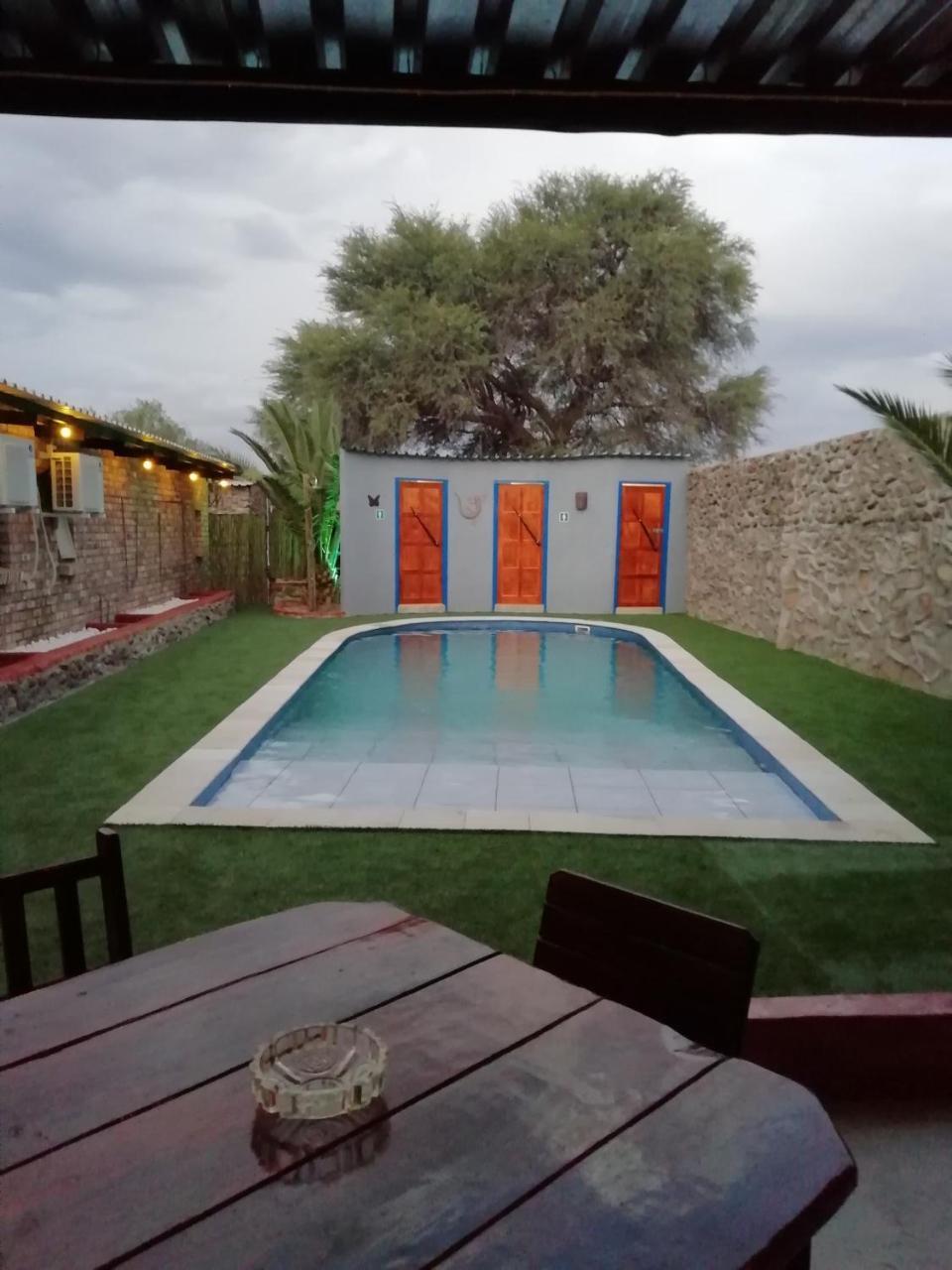 Melissa'S Guest House Kamanjab Exterior photo